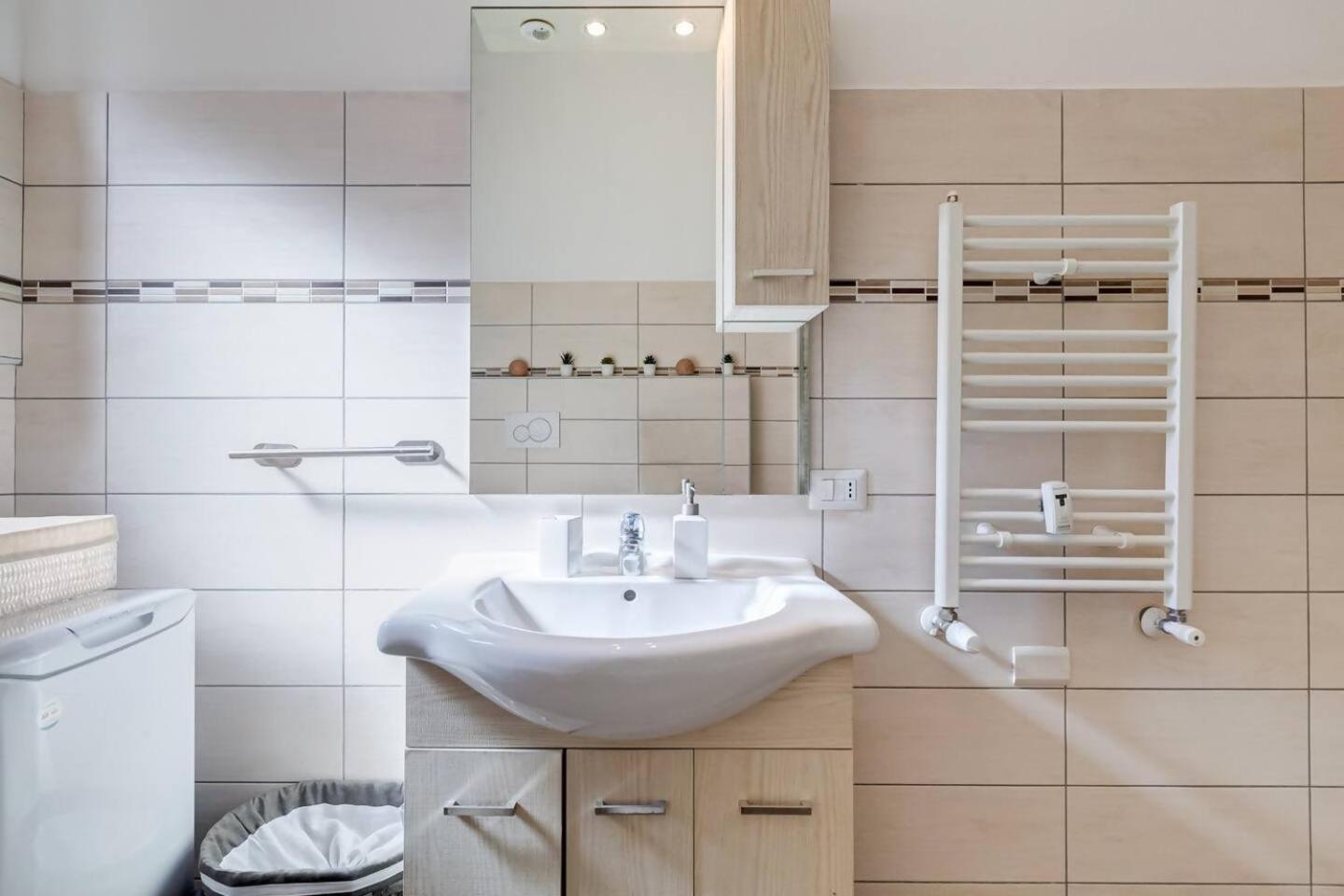 Bright And Spacious 2Bdr Apartment Roma Exterior foto